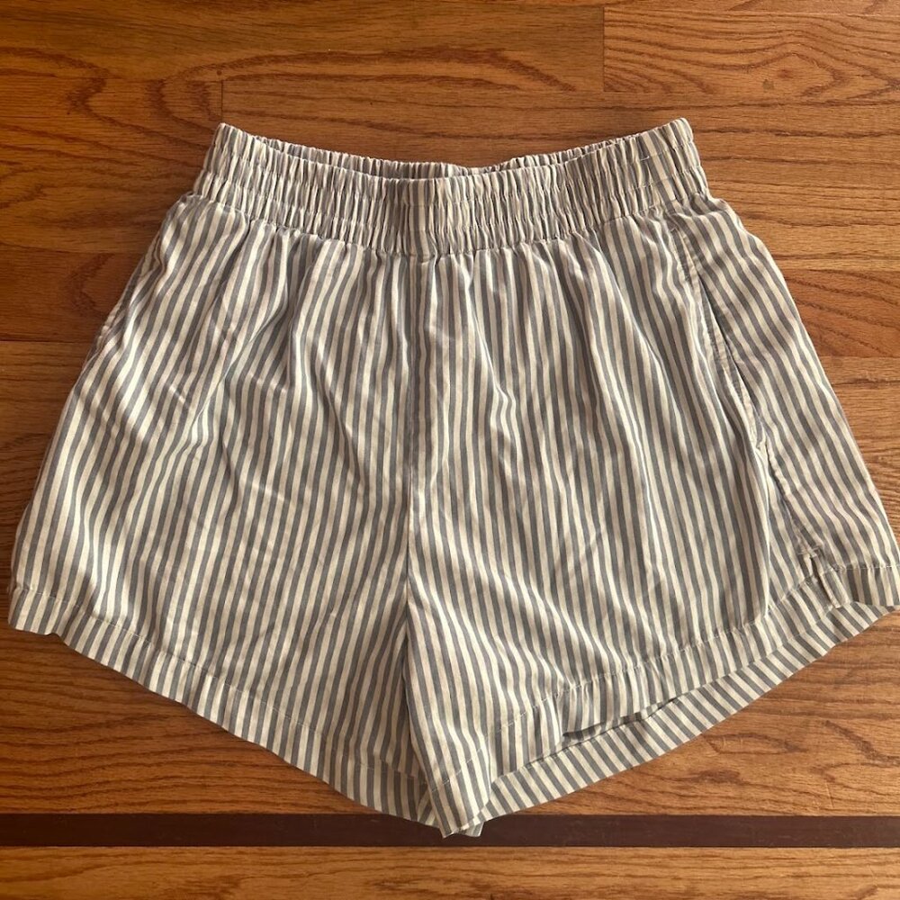 Abercrombie and Fitch Boxer Shorts Stripped Lined Summer Blue & White Small